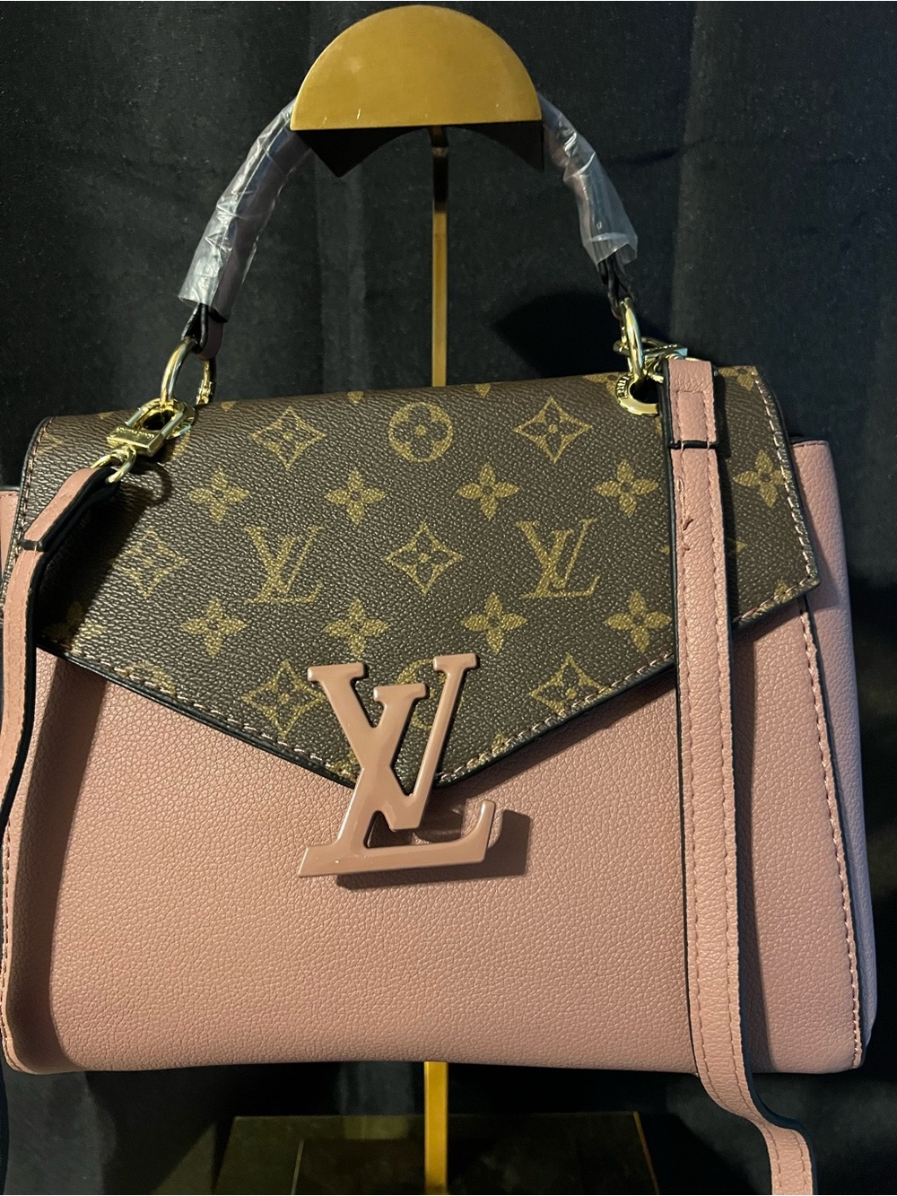 Louis Vuitton Pink Monogram Envelope Satchel - Picture 2 of 15